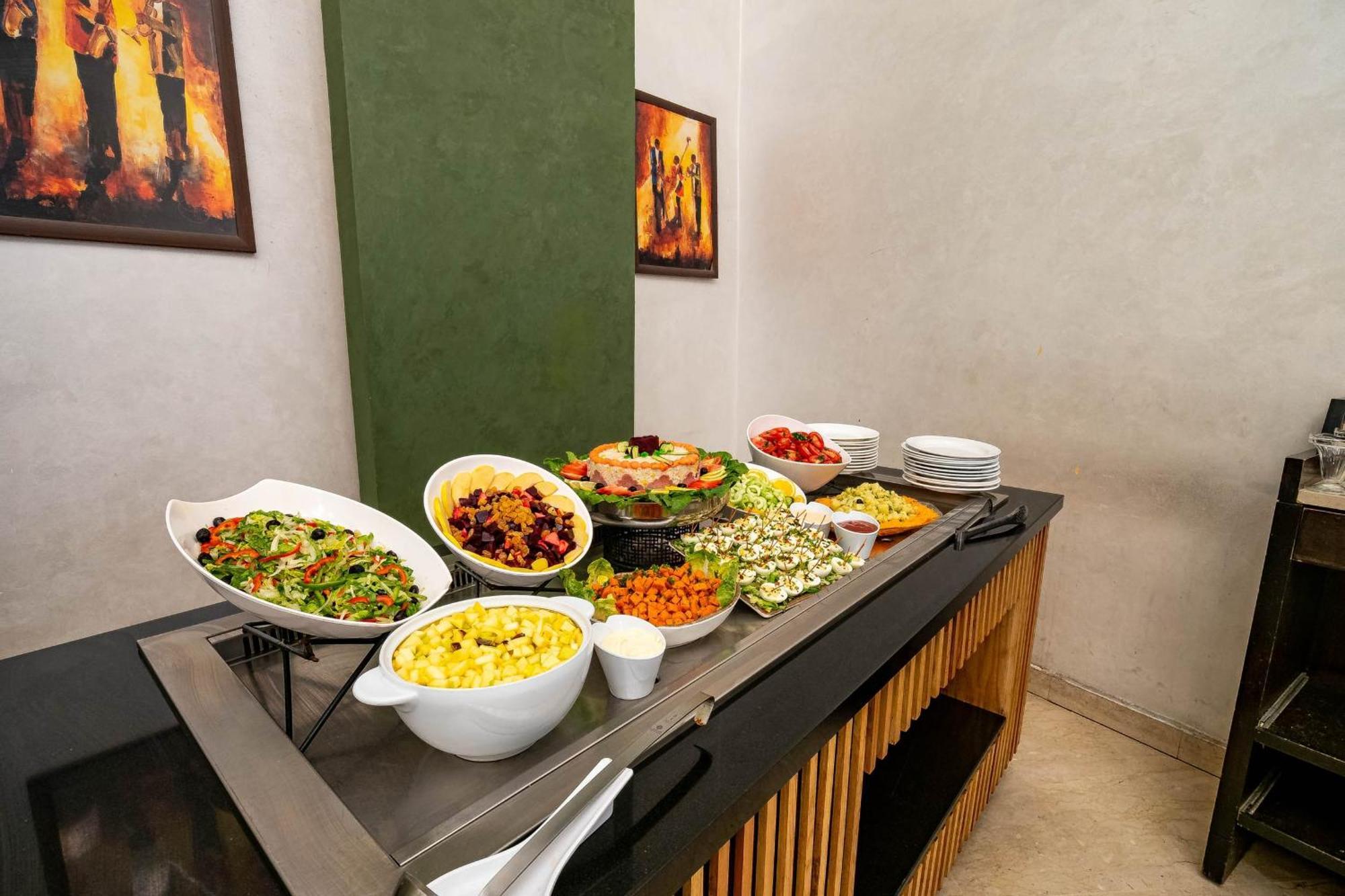 Diwan Casablanca Hotel Bagian luar foto