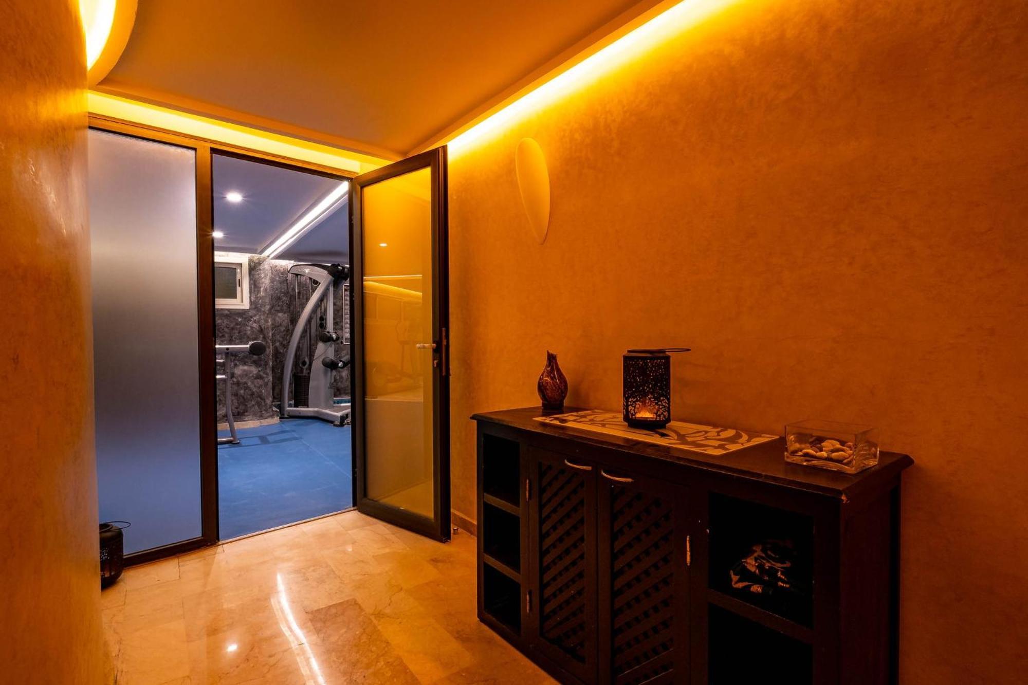 Diwan Casablanca Hotel Bagian luar foto