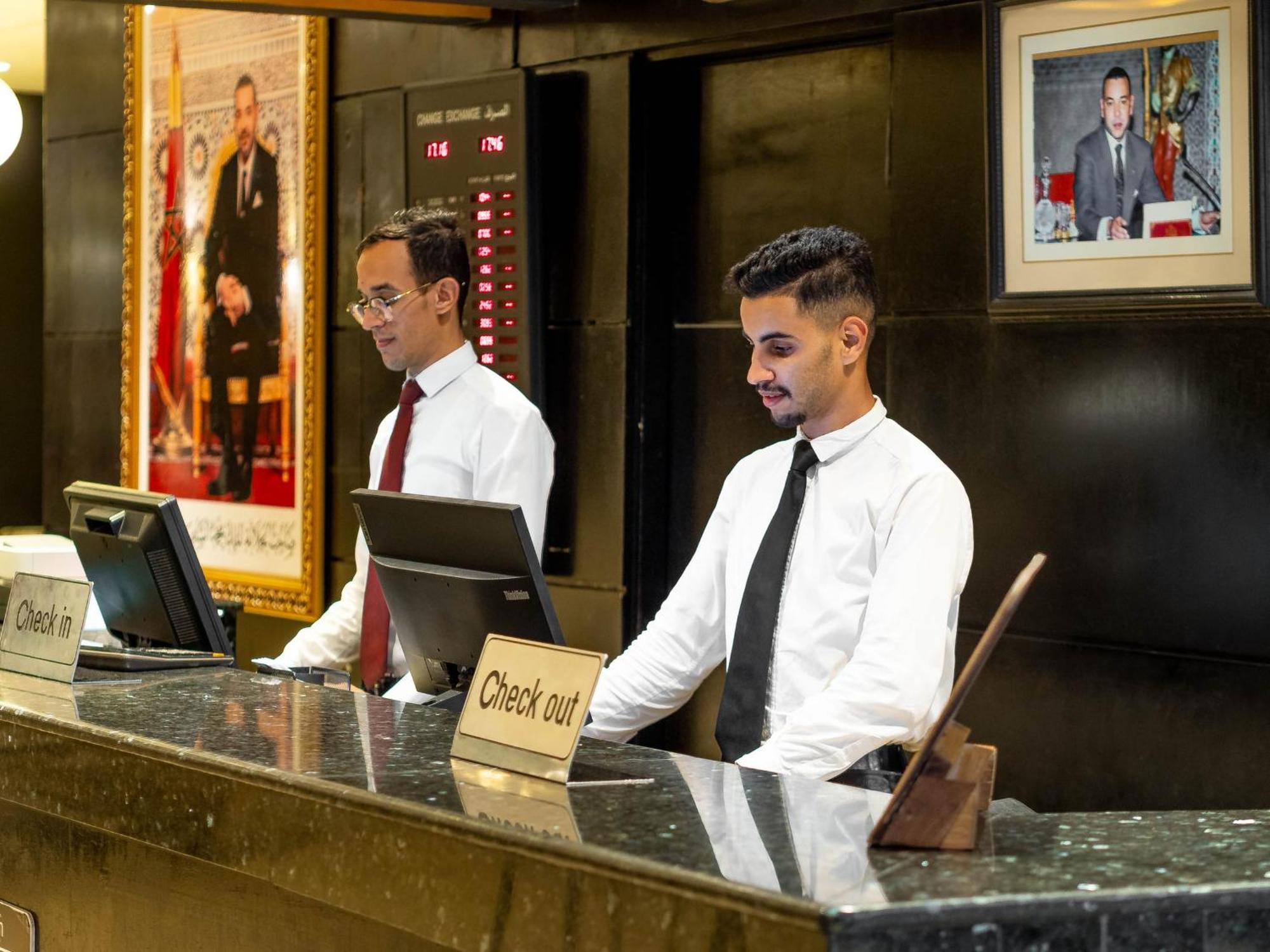 Diwan Casablanca Hotel Bagian luar foto