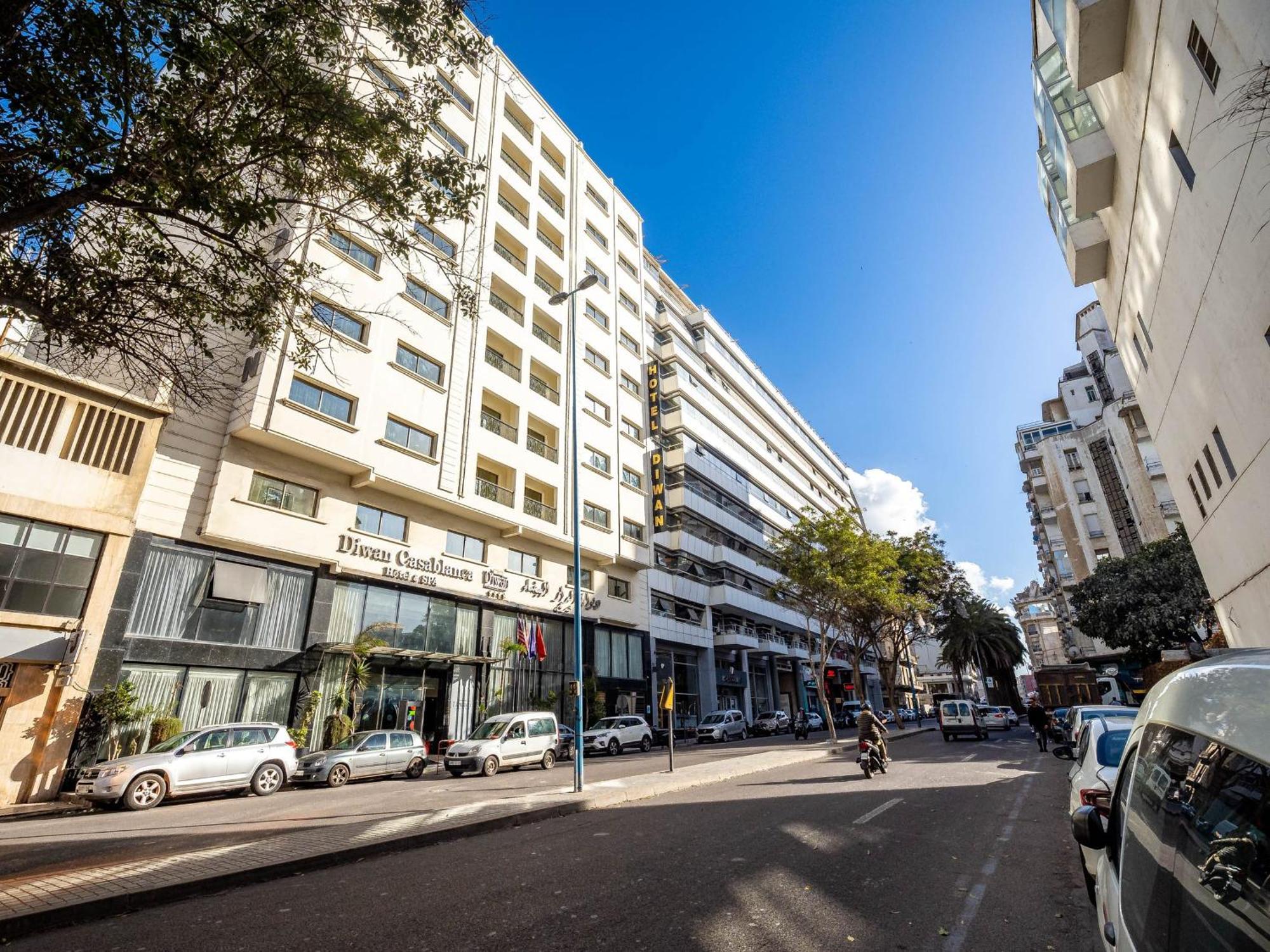 Diwan Casablanca Hotel Bagian luar foto