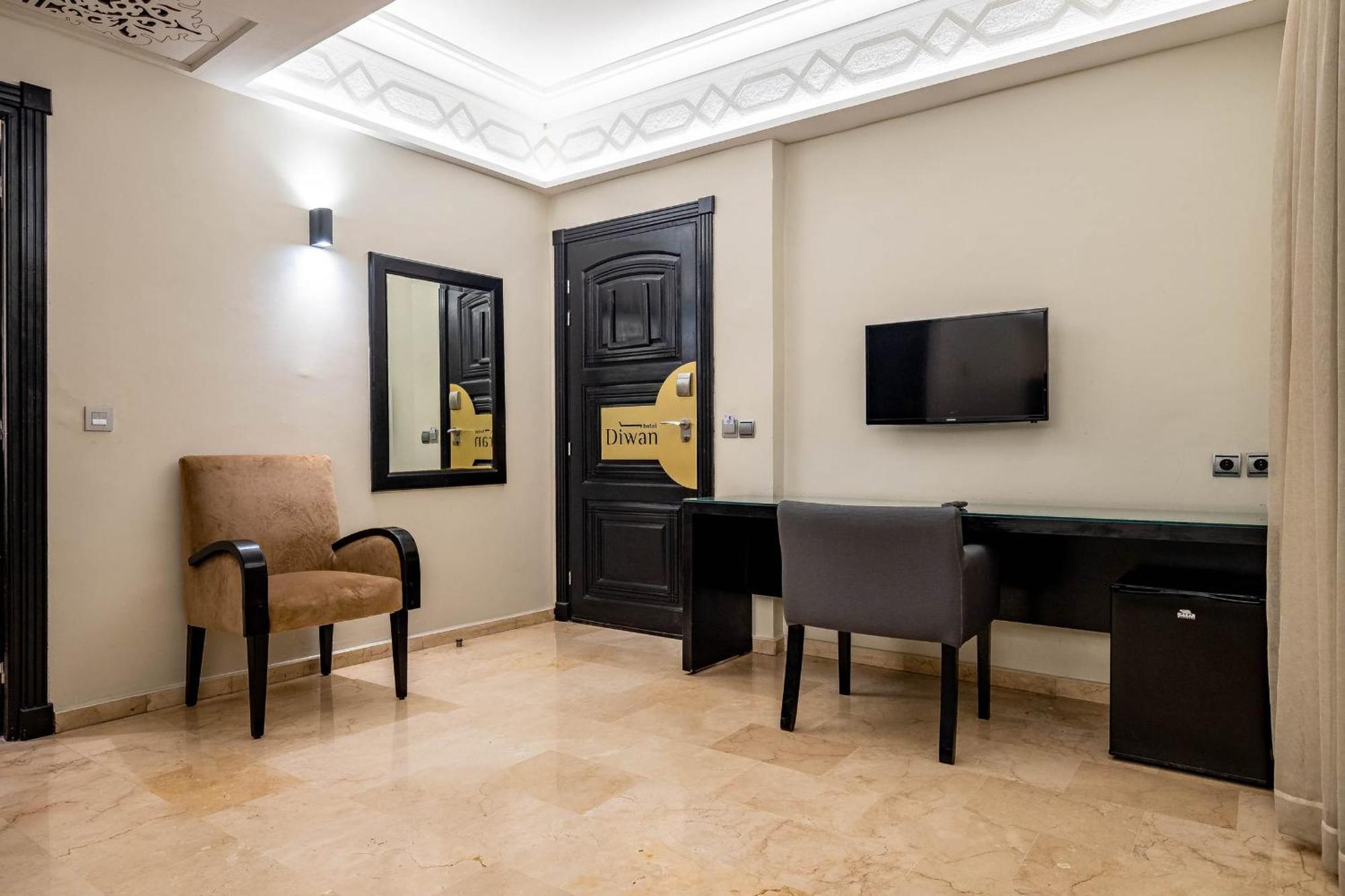 Diwan Casablanca Hotel Bagian luar foto